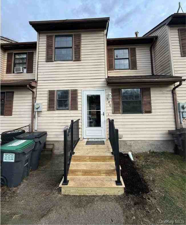 540 Saracino Dr - Photo 2 of 32