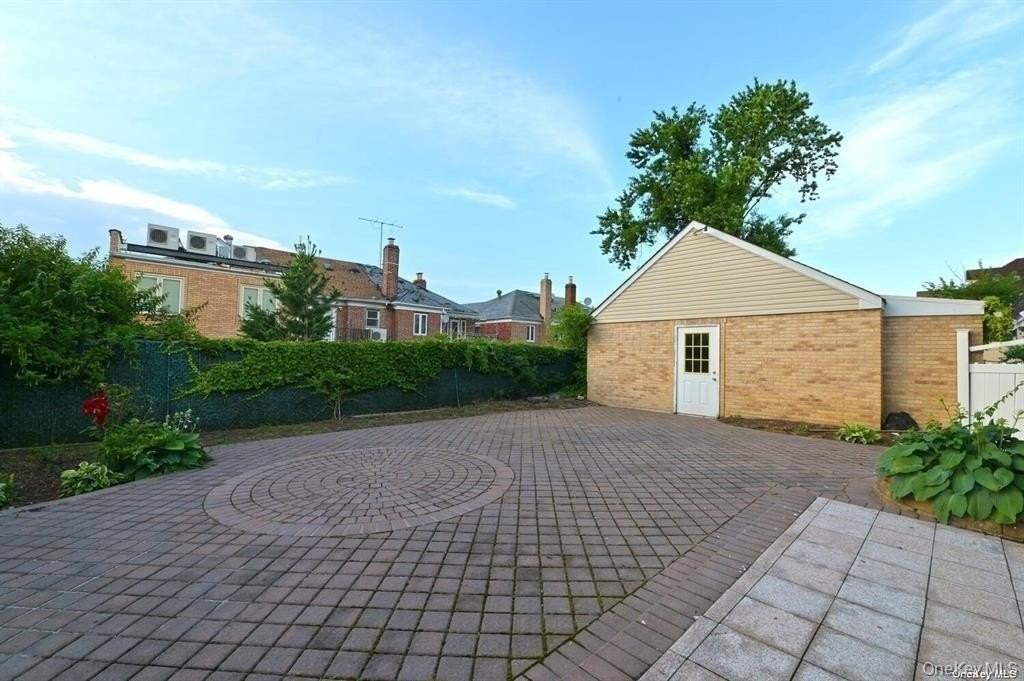 10835 66th Rd - Photo 3 of 19