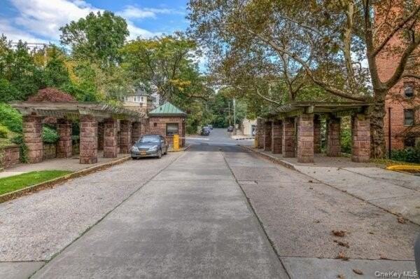 161 Pearsall Dr Apt 6f #6F - Photo 3 of 21