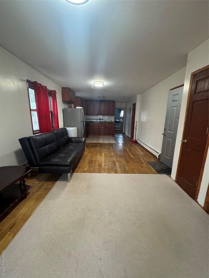 14511 105th Ave - Photo 3 of 5