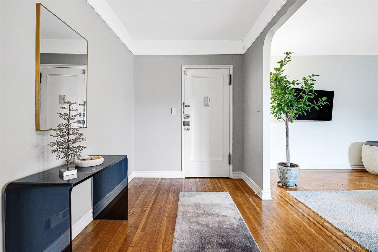 9945 67th Rd Apt 514 #514 - Photo 4 of 22