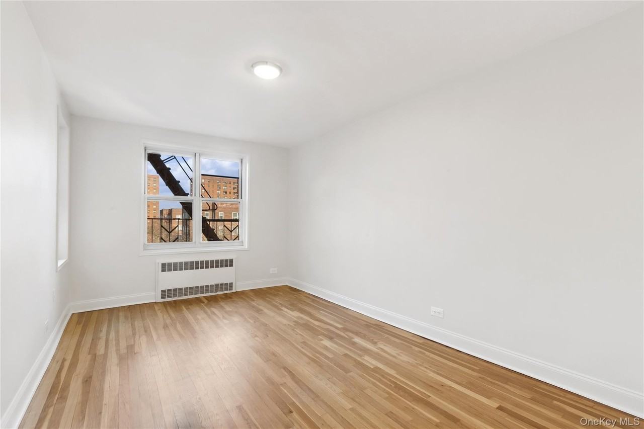 6411 99th St Apt 316 #316 - Photo 3 of 8