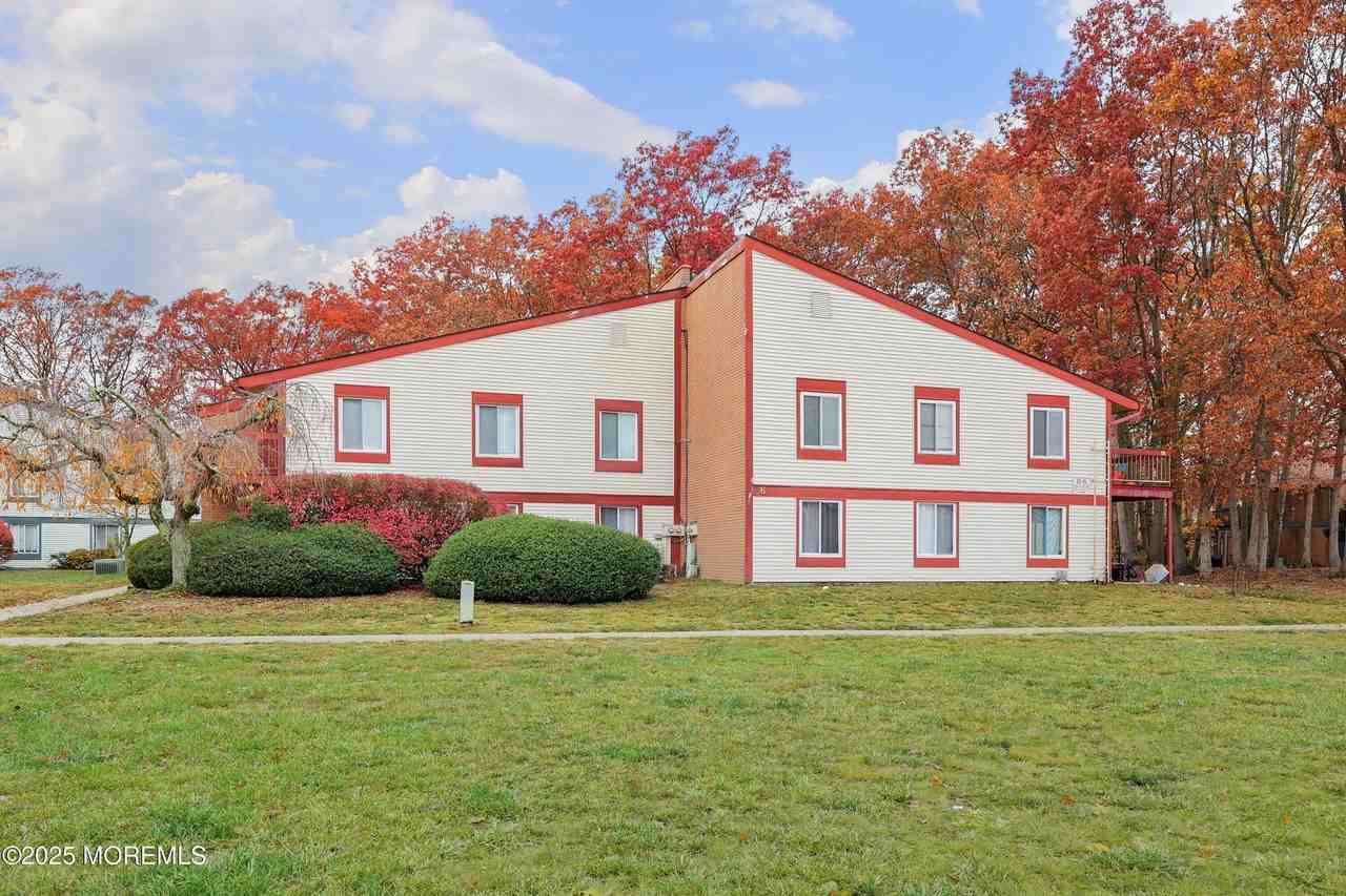 89 Northrup Dr Unit 75 #75 - Photo 2 of 22