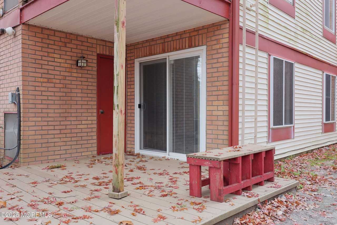 89 Northrup Dr Unit 75 #75 - Photo 3 of 22