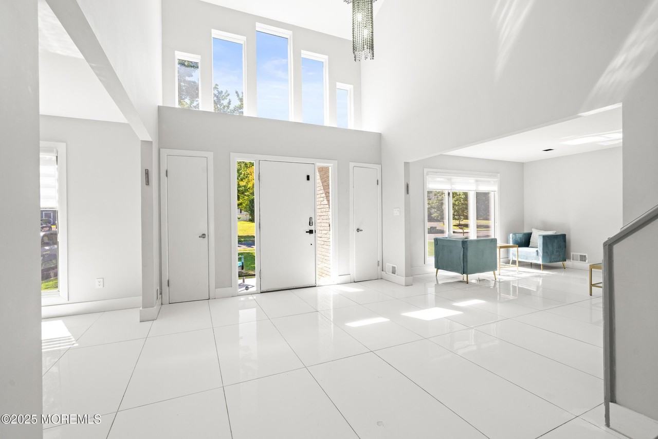 24 Valley Forge Road - Photo 2 of 23