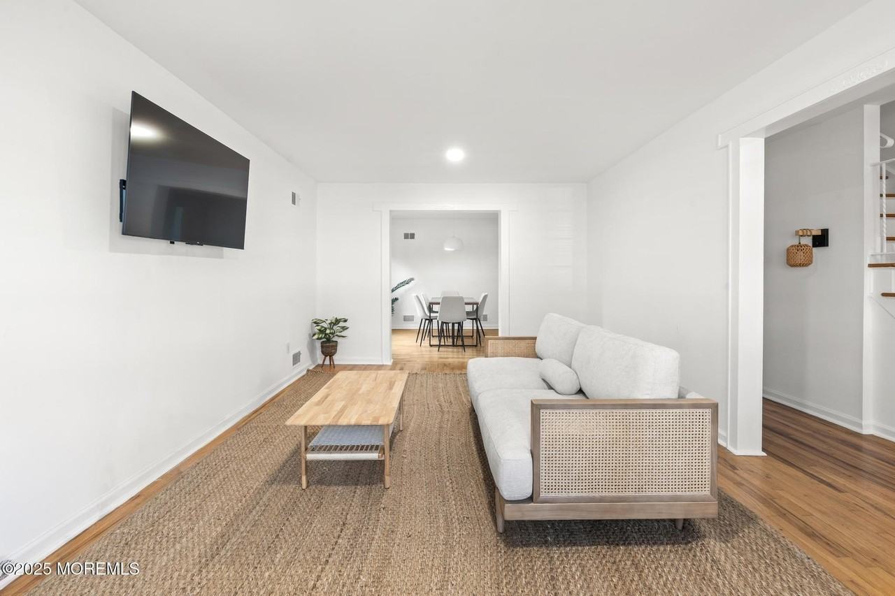 282 Clermont Ter - Photo 2 of 21