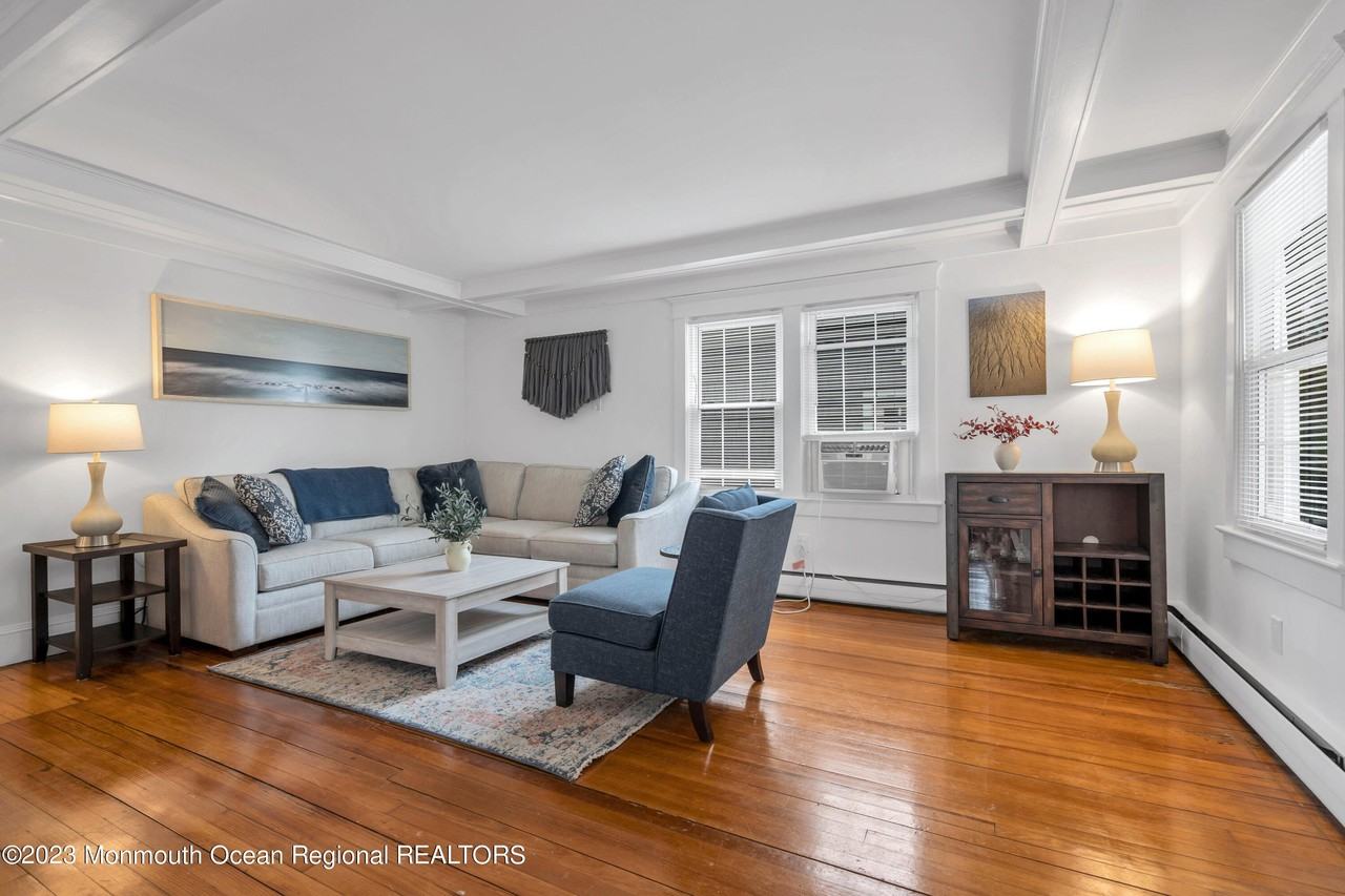 1107 5th Ave - Photo 6 of 38