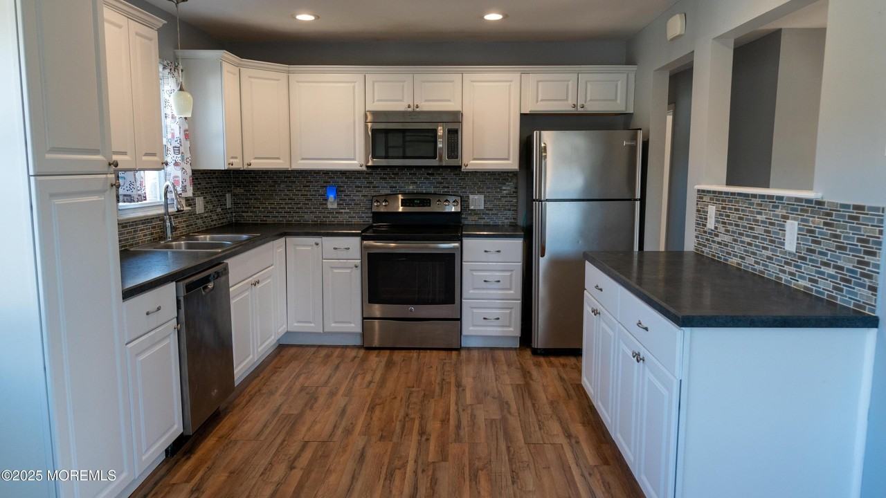 6 Reno Ct - Photo 3 of 32