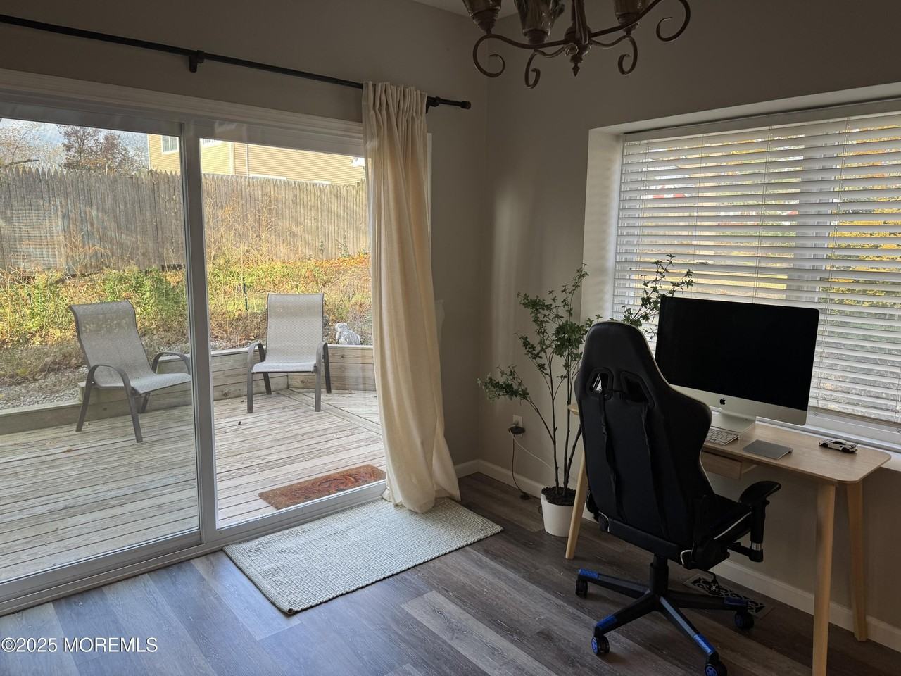 28 Melrose Dr Apt 10 #10 - Photo 6 of 14