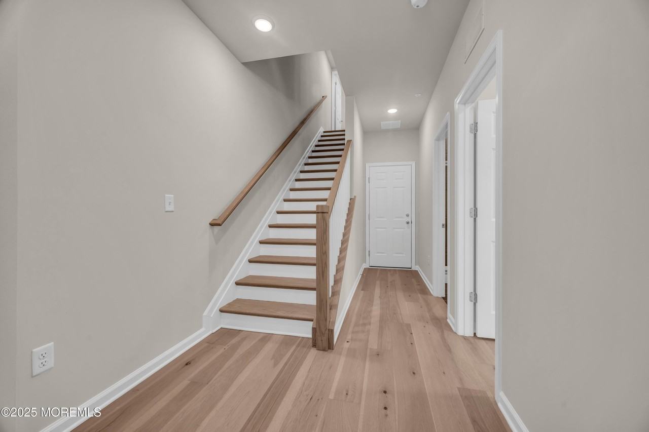 16 Barton Ave - Photo 3 of 26