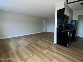 12 Manchester Court #H - Photo 1 of 1