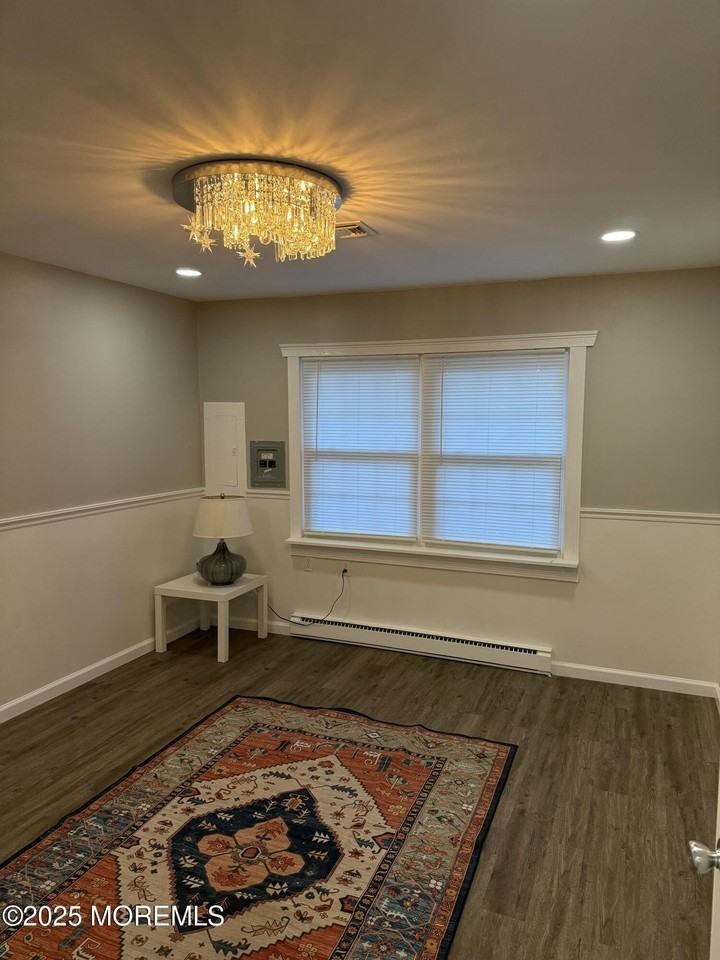 144B Farrington Ct - Photo 4 of 15