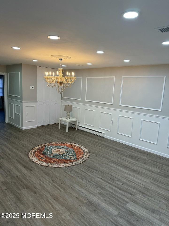 144B Farrington Ct - Photo 6 of 15