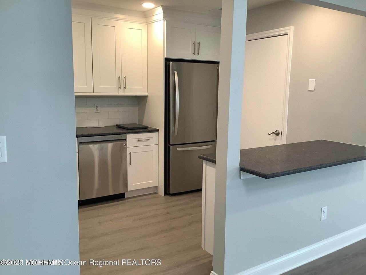 506 Harding Rd Apt 6 #6 - Photo 6 of 31