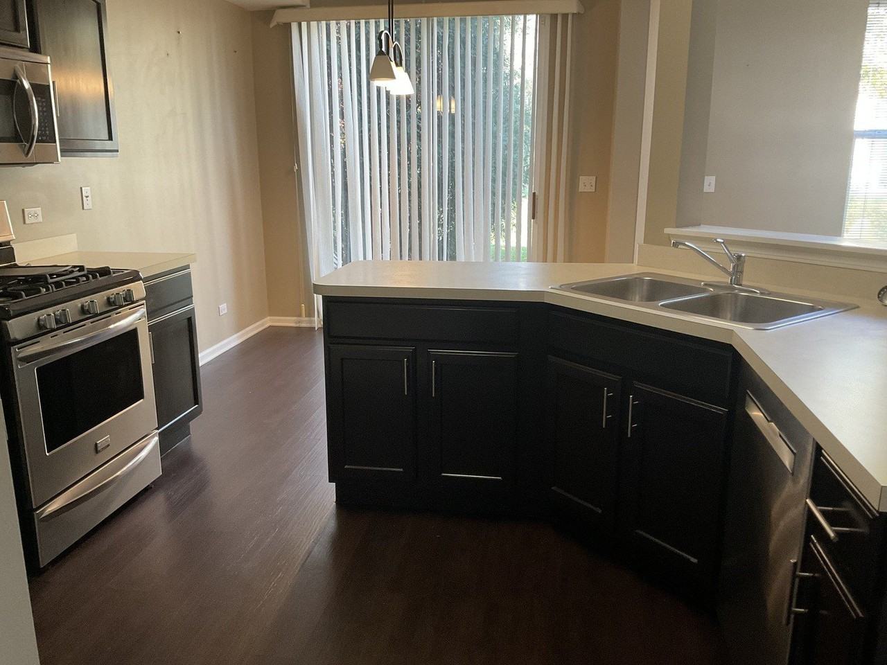 3248 Bromley Lane #3248 - Photo 4 of 23