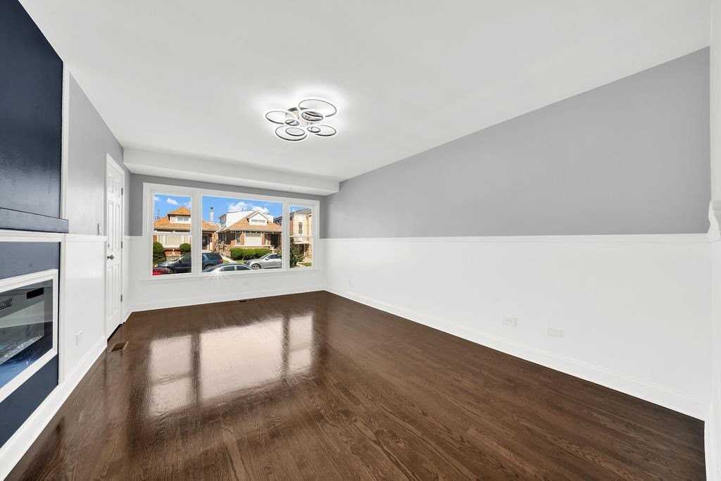 7245 South Washtenaw Avenue #2 - Photo 3 of 14