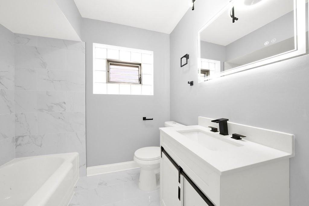 7245 South Washtenaw Avenue #2 - Photo 4 of 14