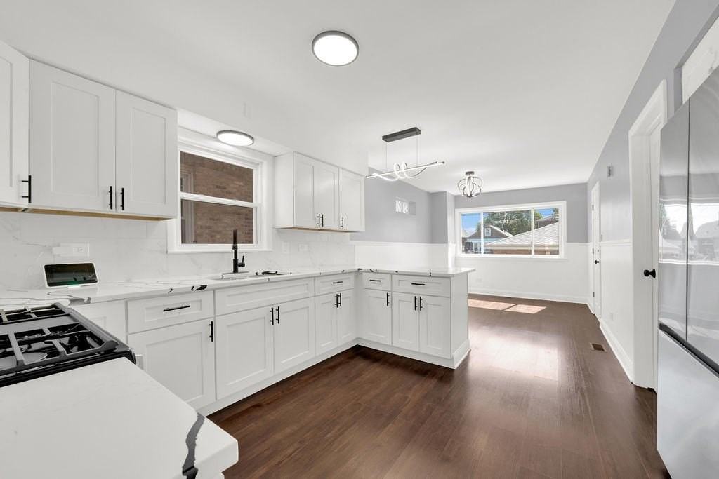 7245 South Washtenaw Avenue #2 - Photo 6 of 14