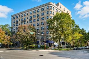 7301 North Sheridan Road #901 - Photo 1 of 1