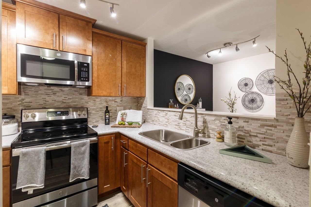 1691 Buttonwood Circle #2713 - Photo 5 of 26