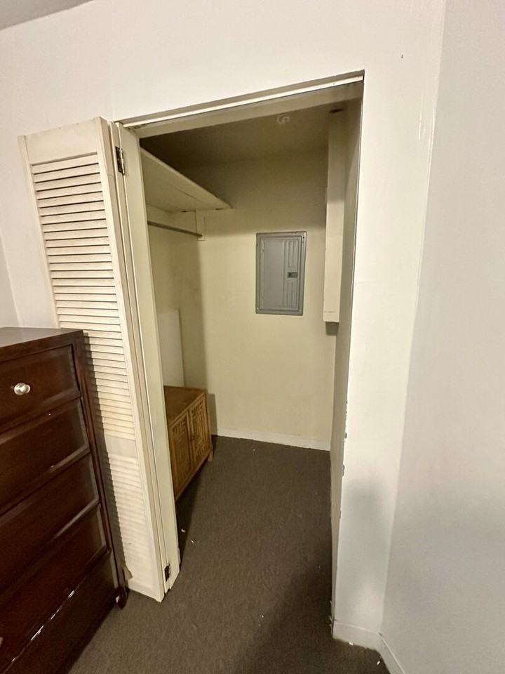 1501 West Highland Avenue #CH - Photo 5 of 11