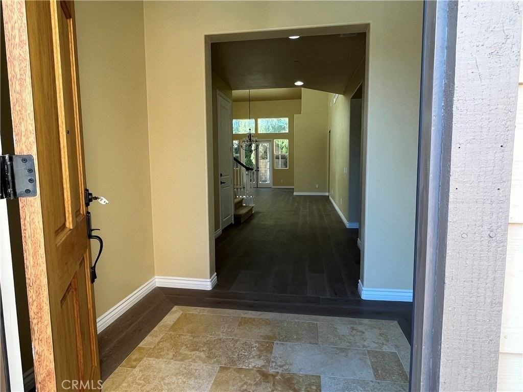 9053 Lemongrass Ct - Photo 4 of 45