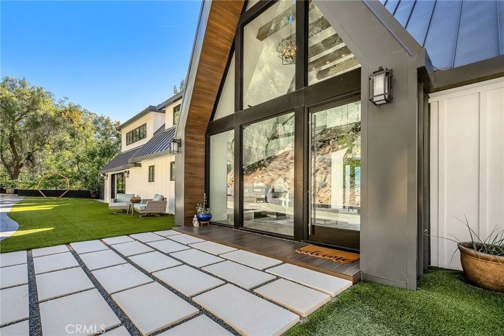 24301 Sylvan Glen Rd - Photo 6 of 50