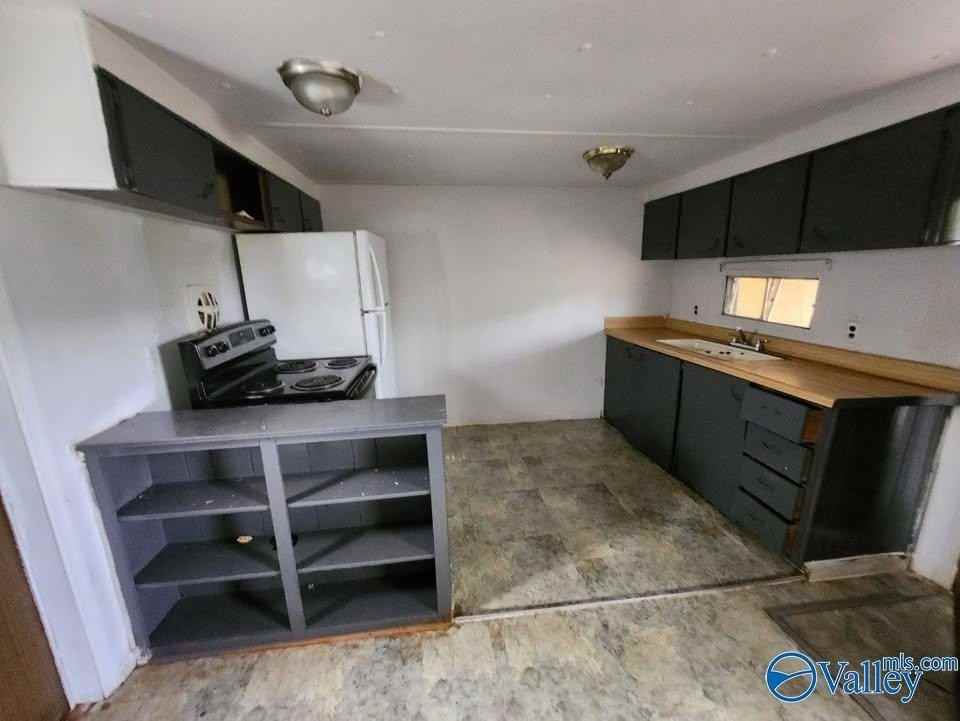 125 Little Road - Photo 2 of 3