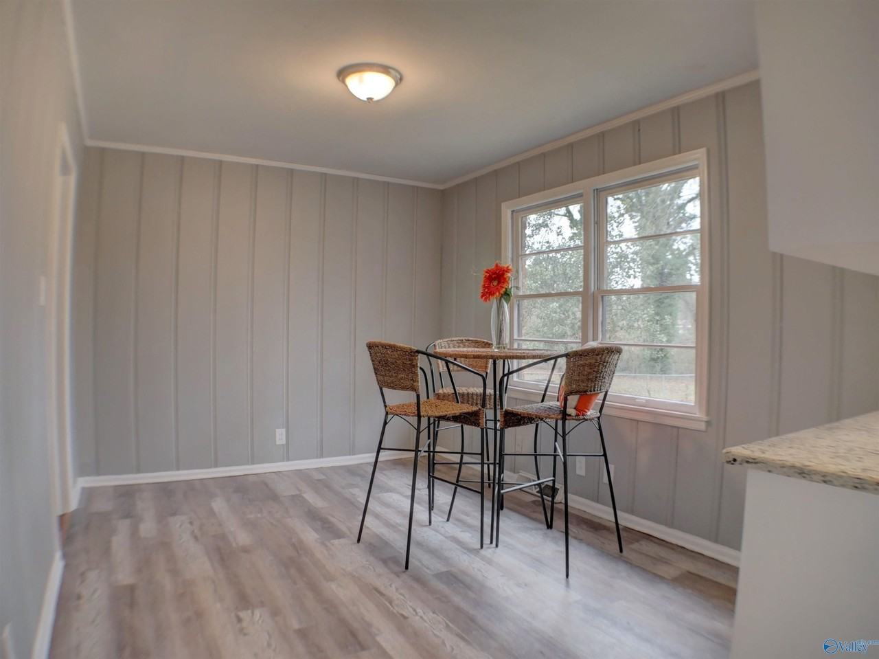 4213 Eastland Dr Nw - Photo 5 of 15