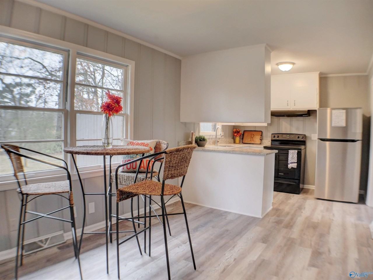 4213 Eastland Dr Nw - Photo 6 of 15