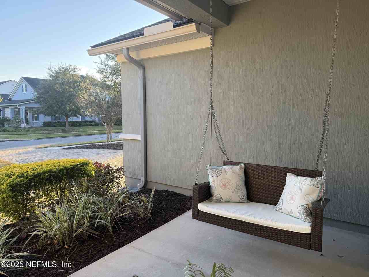 168 Bronson Pkwy - Photo 3 of 50