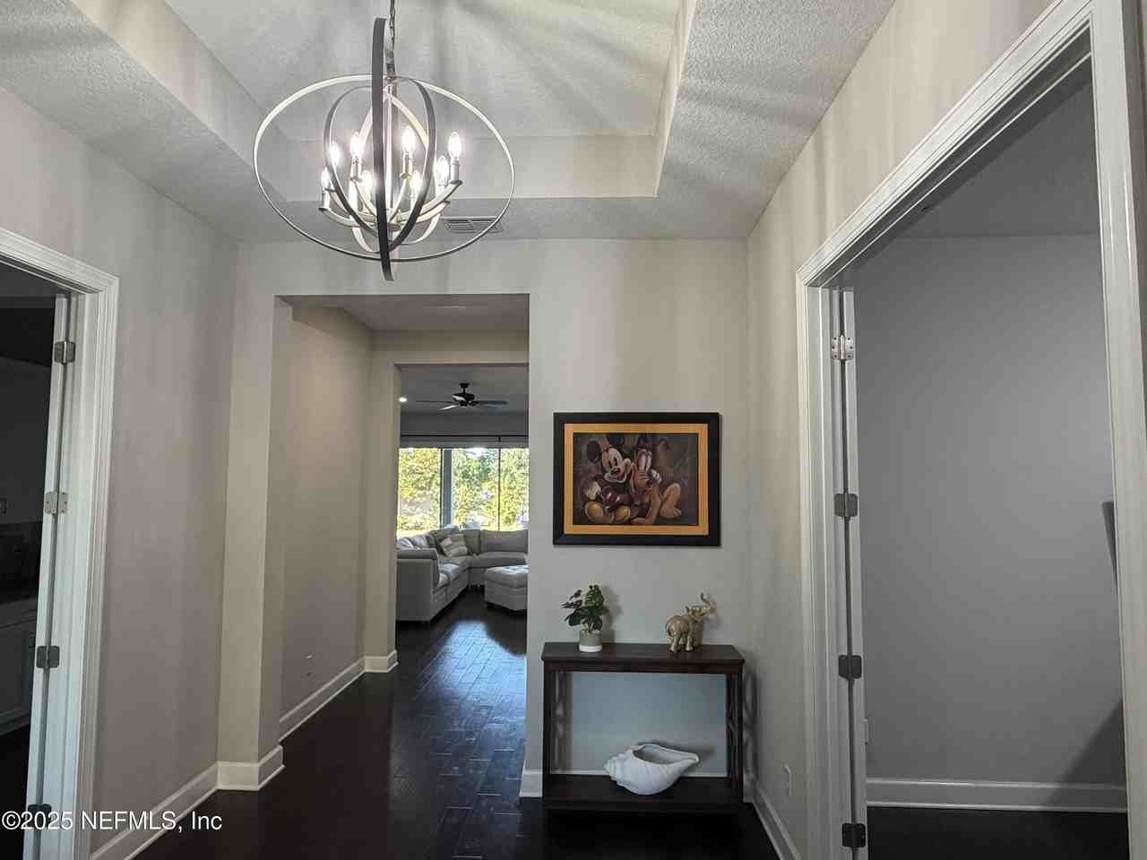 168 Bronson Pkwy - Photo 4 of 50