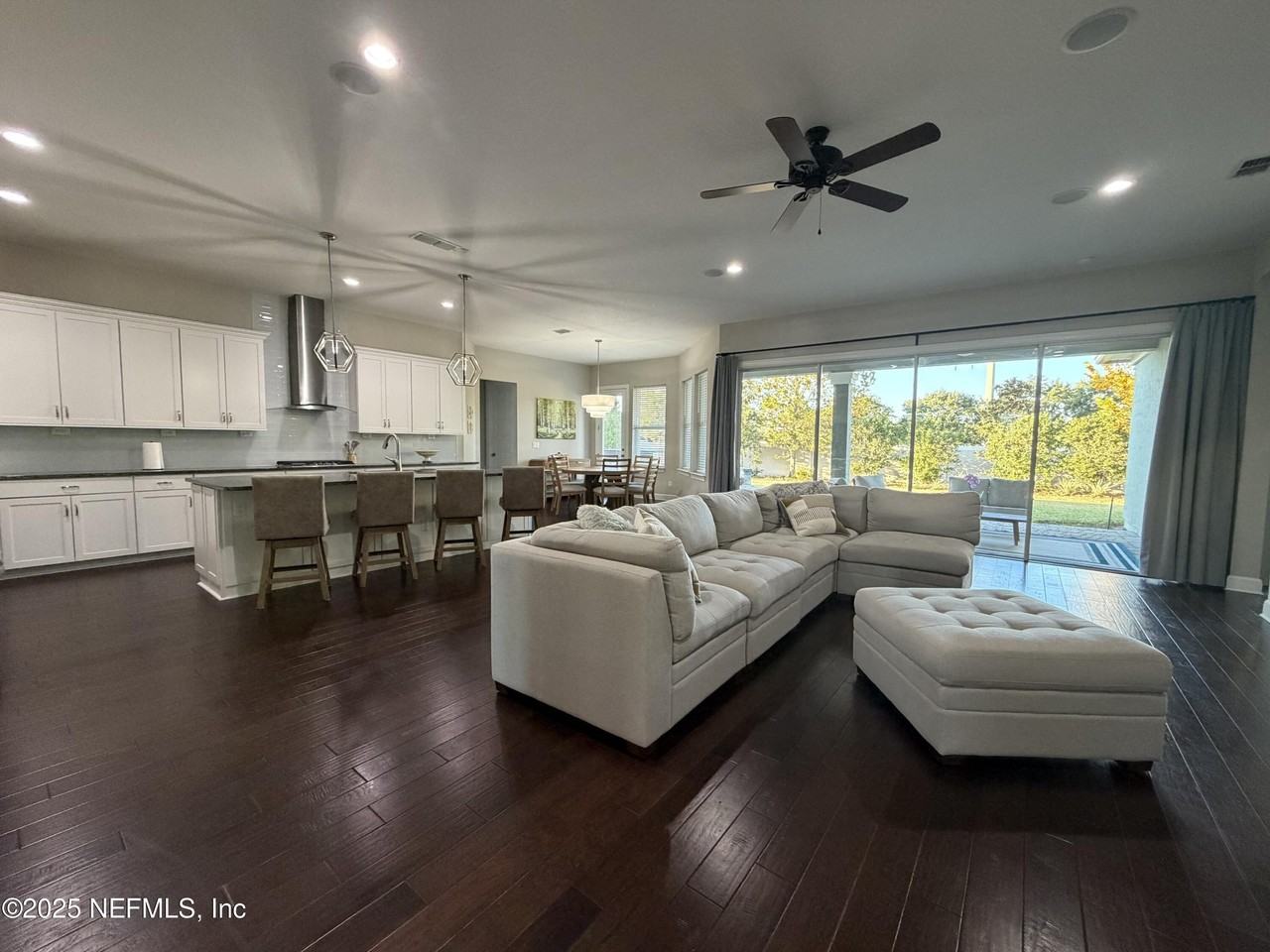 168 Bronson Pkwy - Photo 5 of 50