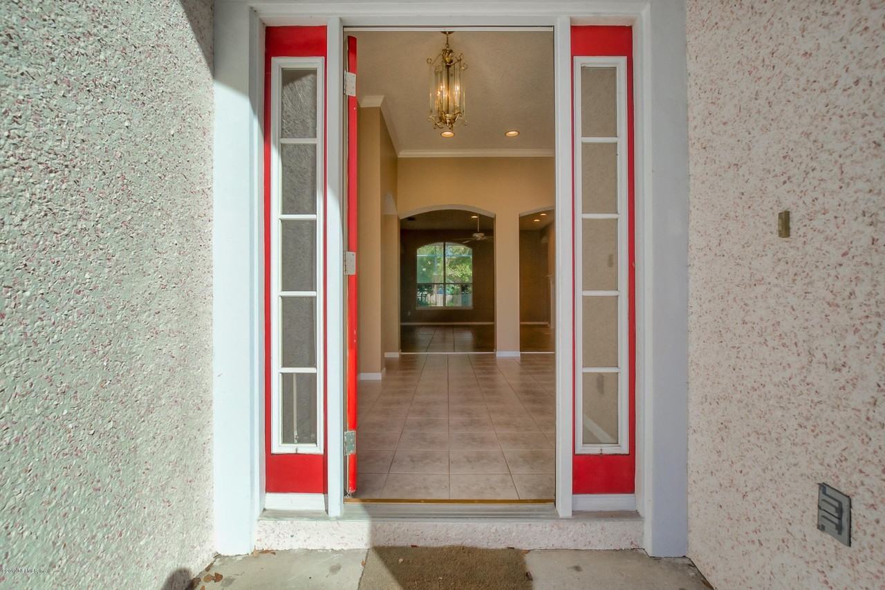 442 Big Tree Rd - Photo 3 of 50