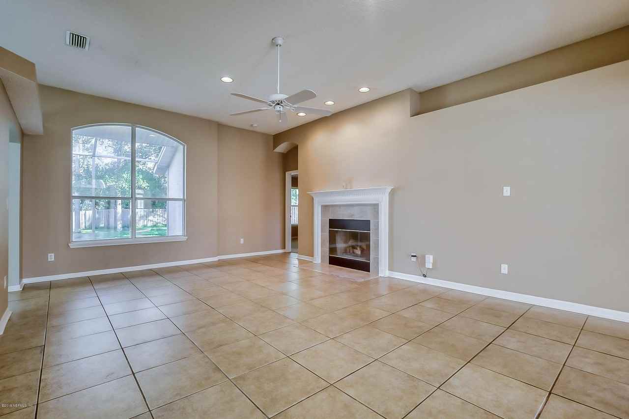 442 Big Tree Rd - Photo 6 of 50