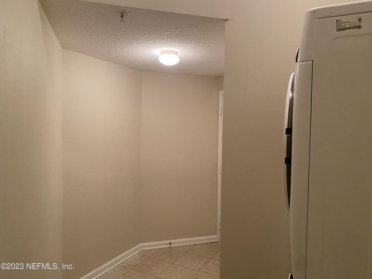 8204 White Falls Blvd Unit 111 #111 - Photo 7 of 48