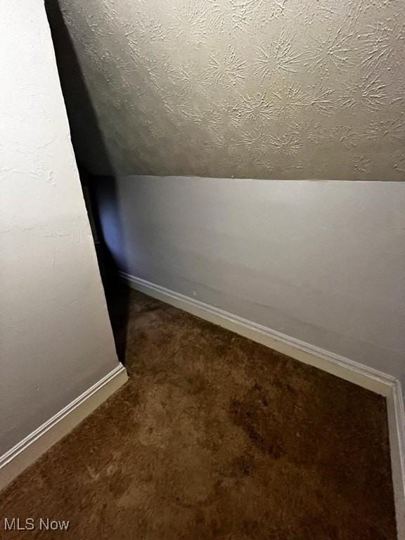 2495 Apple Ave - Photo 4 of 30