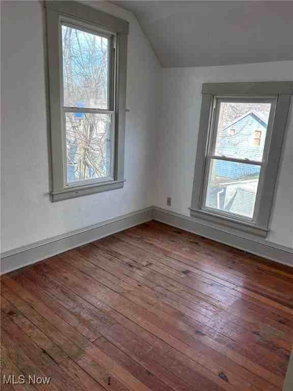 213 George St - Photo 2 of 10