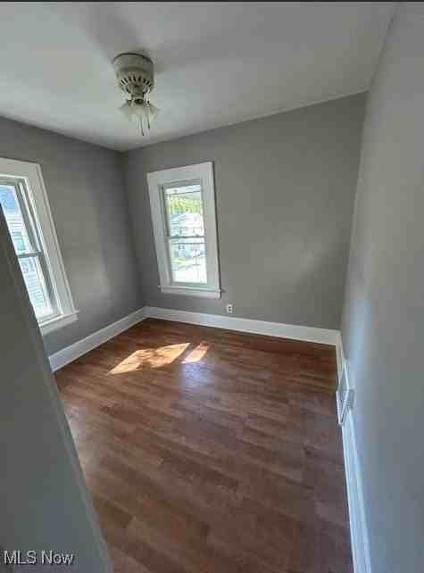 359 Booth Ave - Photo 2 of 9