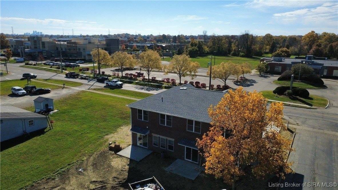 2022 Greentree Blvd - Photo 5 of 7