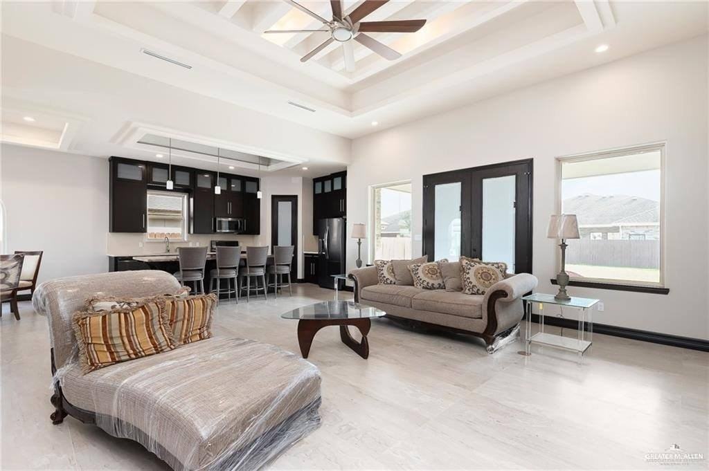 2809 Grambling Avenue - Photo 3 of 13