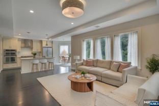 55 Eton Row - Photo 1 of 1