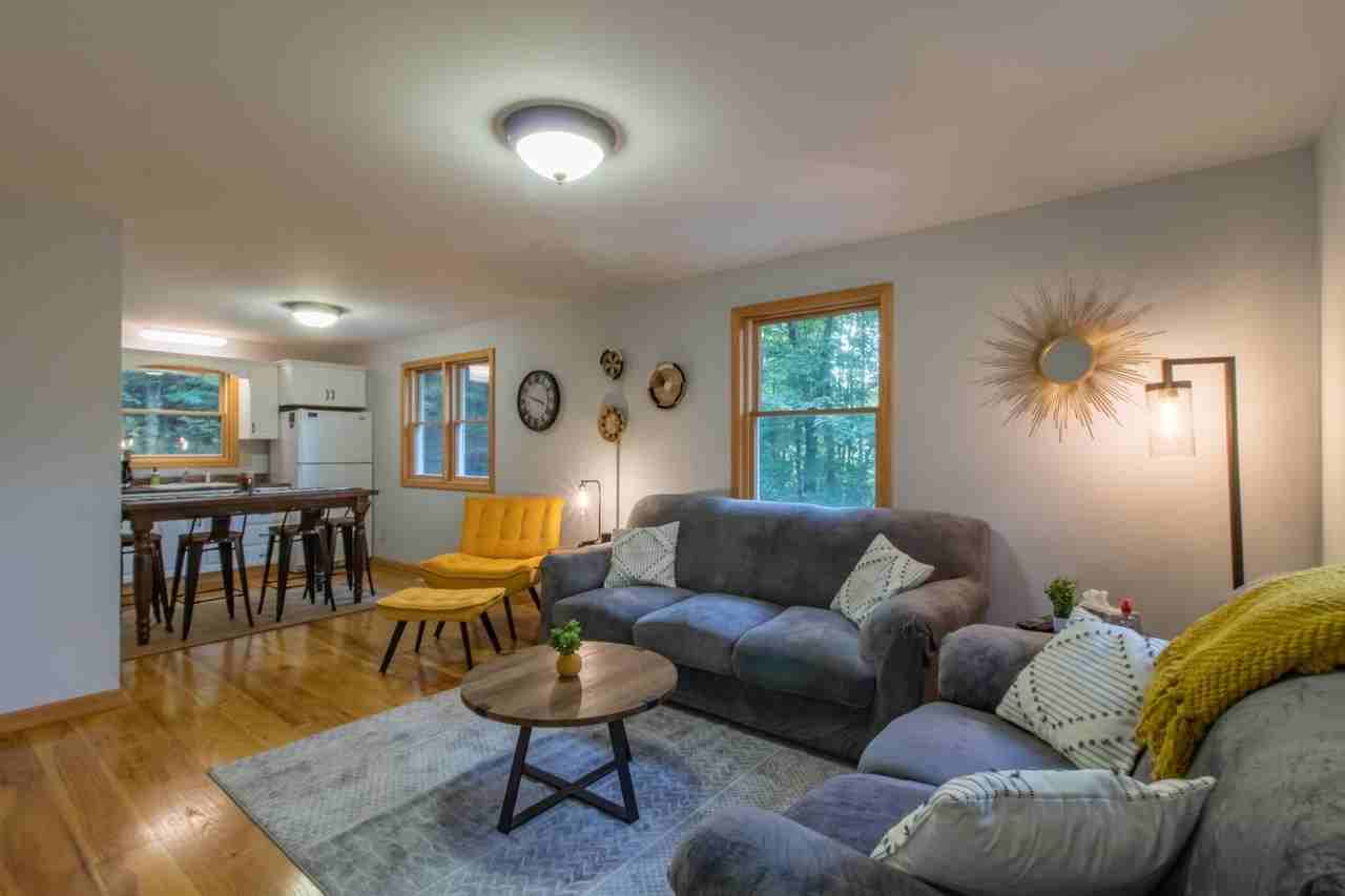 670 670 Wayeeses Shore - Photo 5 of 24