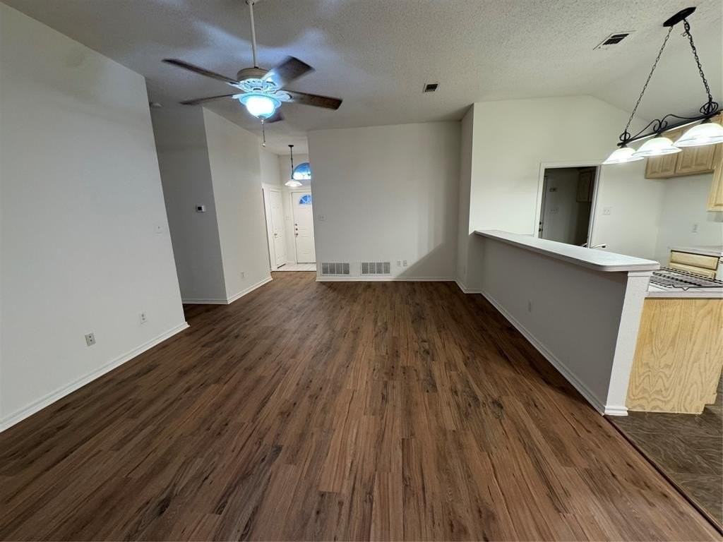 2131 Ridgecliff Dr - Photo 5 of 20