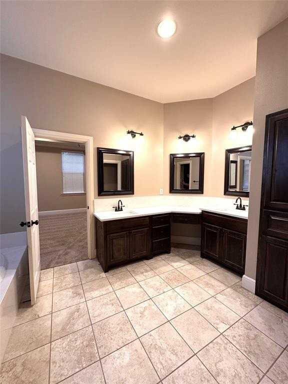 2114 Lindblad Ct - Photo 7 of 21