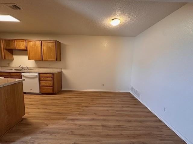 841 White Rock St #843 - Photo 3 of 10