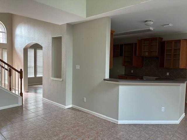 21014 Kirkland Woods Dr - Photo 6 of 19