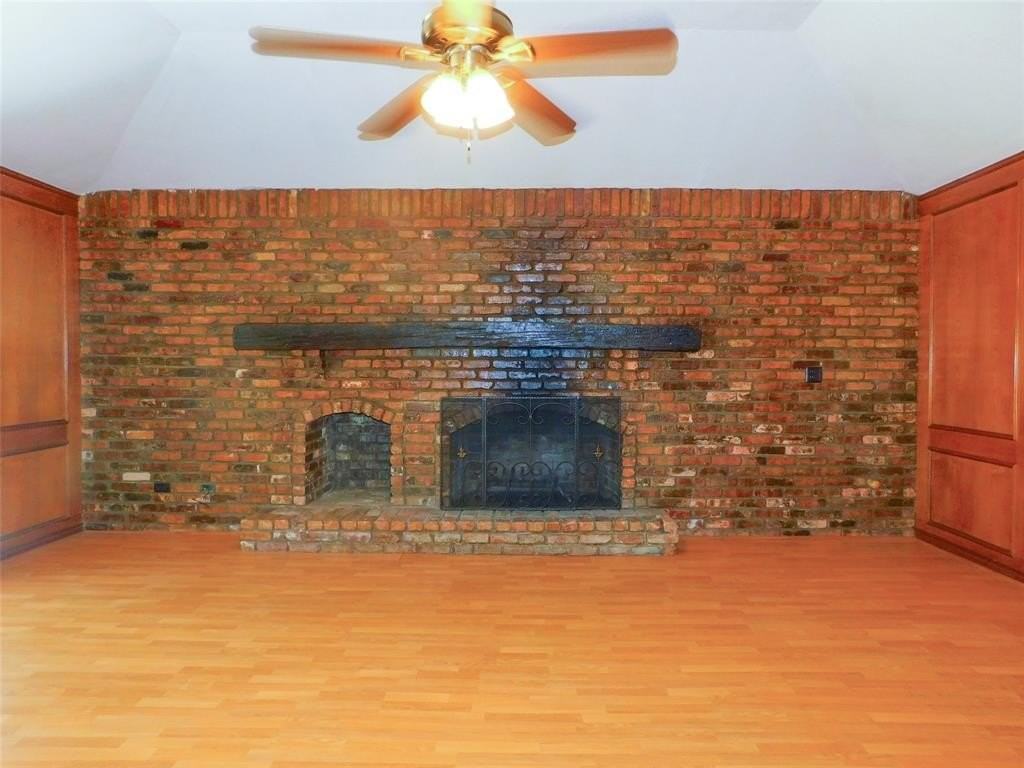 110 Carolyn Ln - Photo 7 of 30