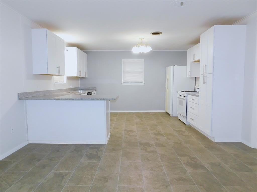 1918 Mohican St - Photo 7 of 19