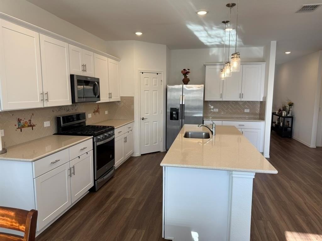 713 Agarita Way - Photo 5 of 30